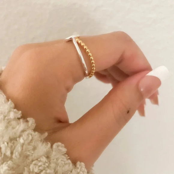 925 Sterling Silver Two Tone Ring Braided Knot Ring Cross Ring Silver & Gold - Picture 9 of 10